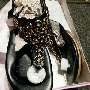 Black rasolli sandals